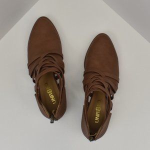 Unr8ed Brown Shoes with Strap Detail W6